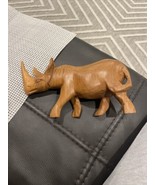 Hand Carved Vintage Wood Rhino figure - €17,36 EUR