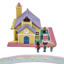 Vintage 1993 Bluebird Polly Pocket Light Up School Playset Pollyville 4 Figures - £66.25 GBP