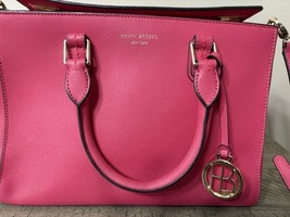 Henri Bendel Turn lock Satchel In Pink Pre Owned W/ Shoulder Strap - $1,854.10 MXN