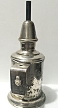 Antique  Mr. Charles Pigeon Oil Lamp France - £47.20 GBP