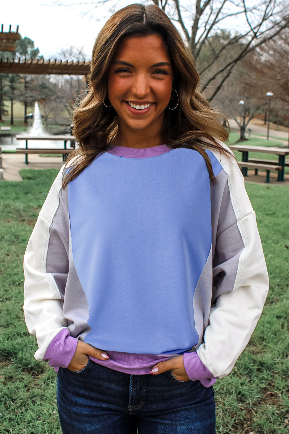 Blue Colorblock Patchwork Round Neck Pullover Sweatshirt - $27.83