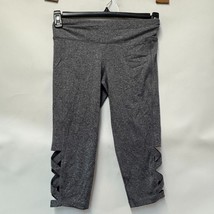 Material Girl Womens Juniors S Noir Grey Cutout Capri Leggings Pants NWT... - $372.92 MXN