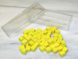 1959 Risk Game Pieces Wooden Yellow Army With Original Clear Plastic Box w/COVER - £3.53 GBP