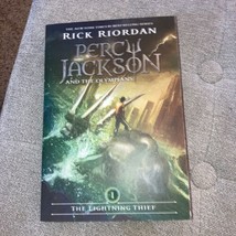 Percy Jackson and the Olympians: The Lightning Thief-Rick Riordan-Book 1    B73 - £4.28 GBP