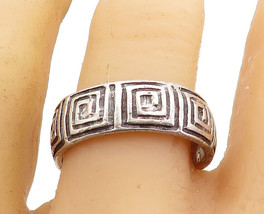 925 Sterling Silver - Vintage Square Spiral Pattern Band Ring Sz 11 - RG... - $41.57