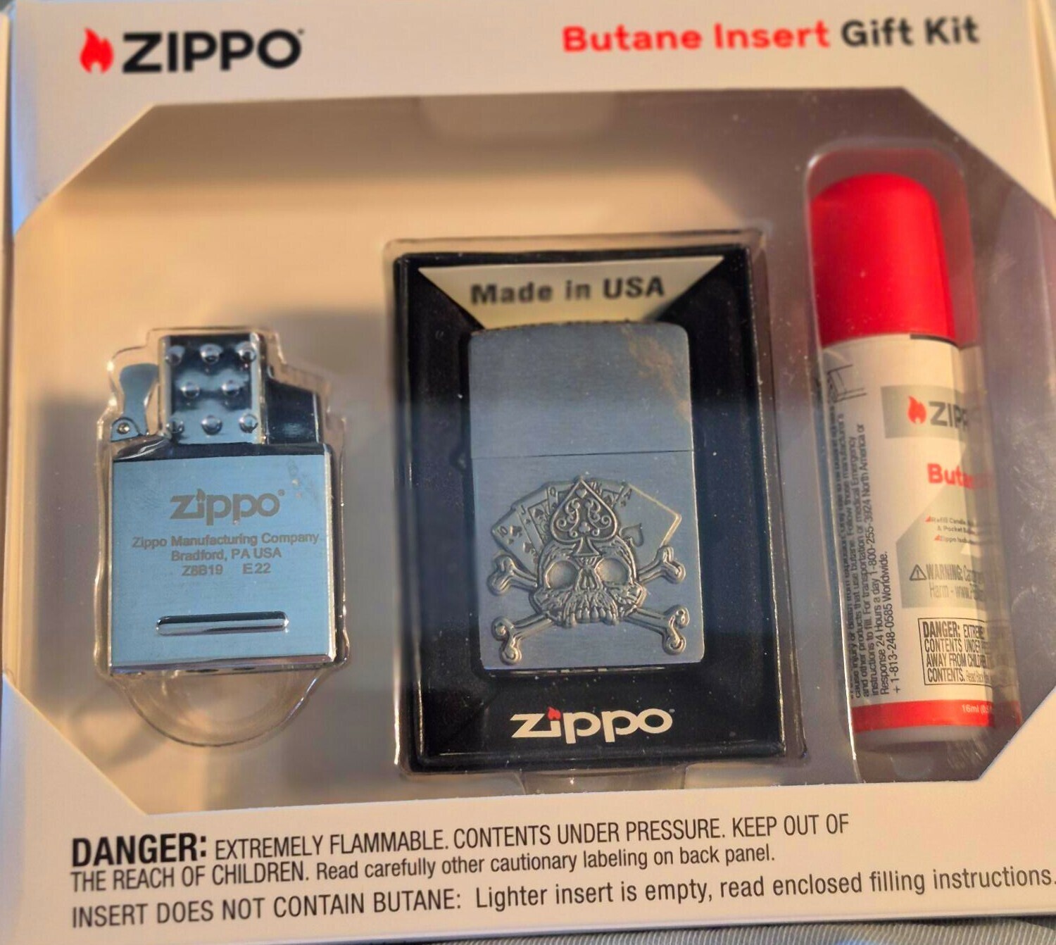 Lucky Poker Straight Flush Skull Emblem Zippo Lighter Gift Kit - $47.45