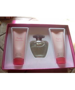 elizabeth Arden gift set of 3 nib - $75.00