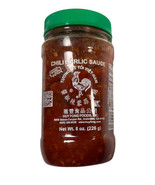 Huy Fong Foods - CHILI GARLIC SAUCE - 8oz Sriracha rooster  RARE! EXP NO... - £39.05 GBP