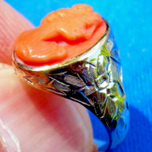 Antique Deco Mediterranean Coral Ring Victorian Hand Engraved 10k Solid Gold - $33,867.00 MXN