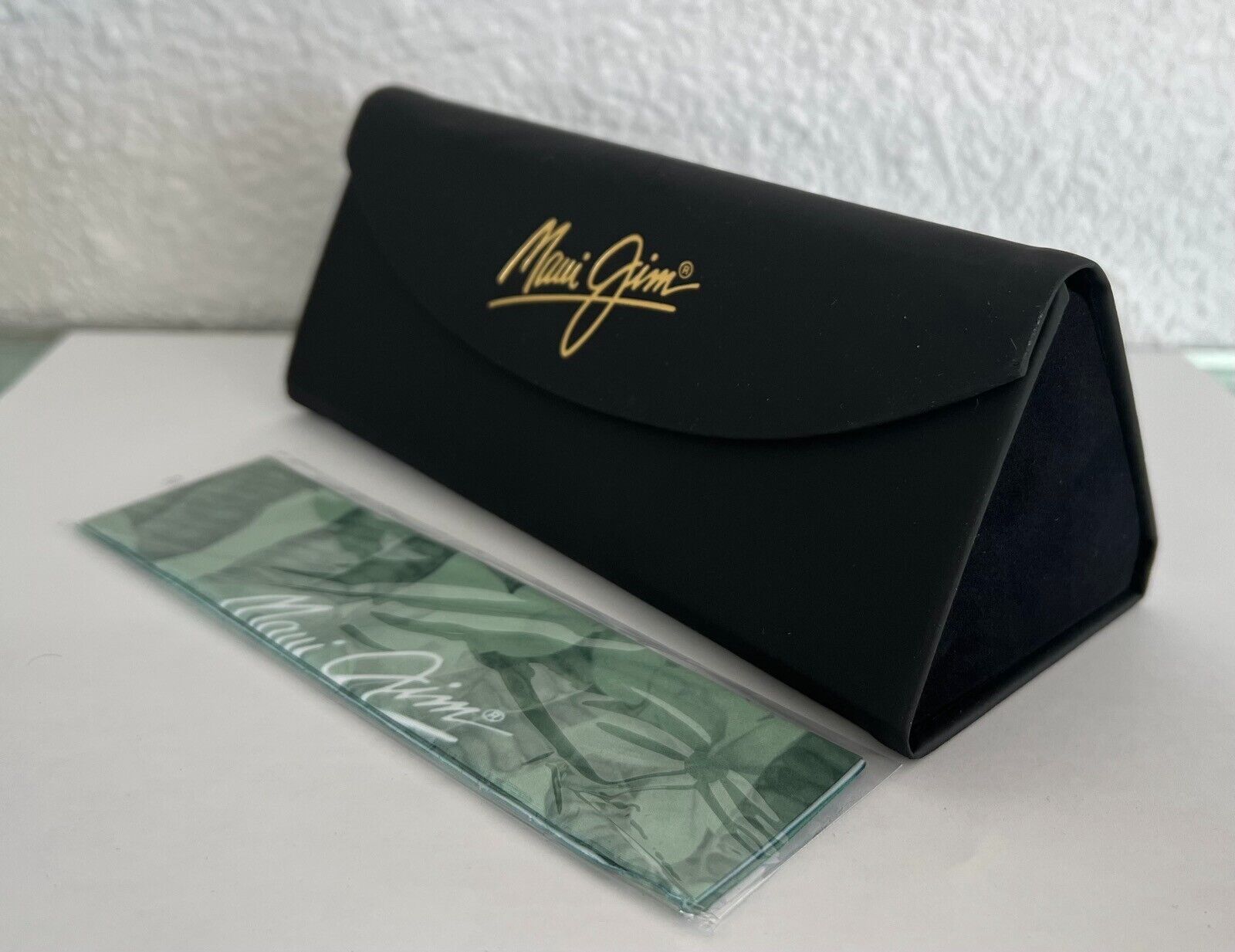 Maui Jim Sunglasses Folding Hard Case Cleaning Cloth Bag Authentic NEW Black - $24.63