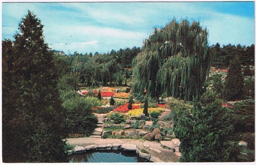 Postcard The Famous Rock Garden Hamilton Ontario - $2.84