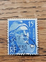 France Stamp Marianne 15fr Used 653 Circular Cancel - $0.99