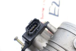 97-99 PORSCHE BOXSTER 2.5L THROTTLE BODY W/ POSITION SENSOR E2300 image 8