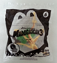 McDonalds 2012 Madagascar 3 Melman Giraffe No 6 Dreamworks One Happy Mea... - $4.99