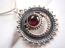 Red Garnet Tribal Style Necklace 925 Sterling Silver Corona Sun Jewelry - £25.16 GBP