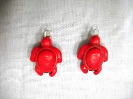NEW HONU SEA TURTLE TRUE RED COLOR HOWLITE DANGLING 2 SIDED CHARM DROP E... - $6.99 CAD
