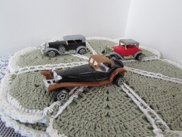 3 miniature antique car replicas price for 3 (h/off?) - £7.00 GBP