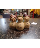 Suzi Skoglund 2012 Good Friends Snowmen 2.5&quot; tall Winter Holiday Figures - $20.35 CAD