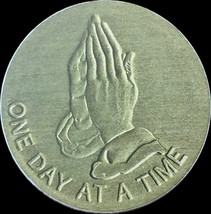 Praying Hands One Day At A Time Medallion Auto Car Coaster Cup Holder Stone - £3.98 GBP