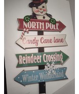 Vtg Wooden Christmas Yard Art Sign Snowman w/directional signs &amp; snow he... - $460.39 MXN