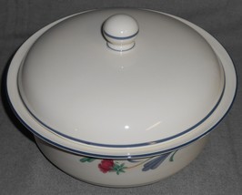 Lenox POPPIES ON BLUE PATTERN 2 qt Round 9 5/8&quot; Covered Casserole MADE I... - $79.19