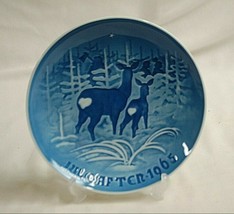 Bing &amp; Grondahl Denmark Jule After 1965 Blue Christmas Plate Bringing Ho... - $24.74