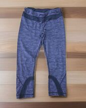 Lululemon Inspire Crop Leggings Womans Size 8 Activewear Outdoor Sports ... - $32.67