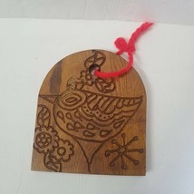 Carved Bird Trivet 9&quot; Wood Decorative Wall Hanging 9&quot; x 8&quot; Arch with Flo... - £8.62 GBP