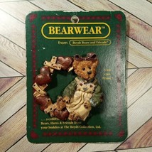 Boyds Bears Two Valentine Bearwear Pins 26011 Wilson 26112 Heather Hugs ... - £7.05 GBP