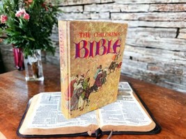 THE CHILDREN&#39;S BIBLE Old &amp; New 1969 Golden Press Hardcover Illustrated V... - £14.67 GBP