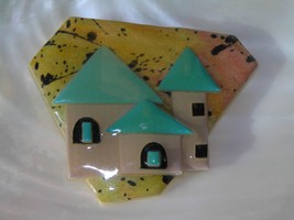 Gently Used Tan with Green Roof &amp; Black &amp; Yellow Splattered Background House Pin - £8.23 GBP