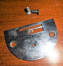 Singer 15-91 Throat Plate #125319 w/Set Screws #691a Working Parts - $10.00