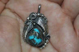 American Indian Signed &quot;Justin Mono/Navajo&quot; Scalloped Leaf Turquoise Pendant - £63.38 GBP