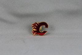 Calgary Flames Pin (VTG) - Flaming C logo - Stamped Pin - £11.58 GBP