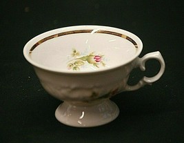 WAV8 by Wawel 2-1/2 Footed Coffee Tea Cup Rose Pattern Embossed Gold Trim Poland - £10.11 GBP