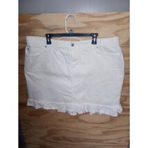 Women's White Skirt Teacher Business Cato 20W Lace Hem - $12.60