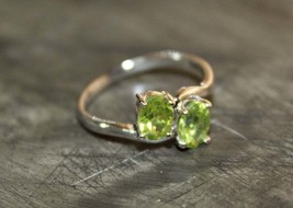 925 Sterling Silver Peridot 5x7 mm Oval Peridot Dainty Ring Silver Stacking Ring - £27.48 GBP
