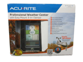 PRO Accurite professional Weather Center With Easy Mount 5-in-1 Sensor - £117.94 GBP