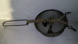 Vintage A &amp; J Food Mill Strainer Ricer Masher Made in USA EUC - £12.27 GBP