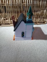 Church Plastic Toy Village - €11,73 EUR