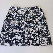 Tape Measure D2ABMF93T Women’s Black/White Floral Stretch Skirt Size 14 Waist 30 image 12
