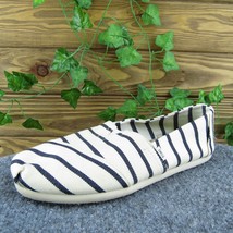 TOMS  Women Slip-On Shoes White Fabric Slip On Size 7.5 Medium - £19.78 GBP