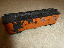 Vintage 1970s HO Scale Worn Paint Varney Southern Pacific Lines Reefer Car - $16.83