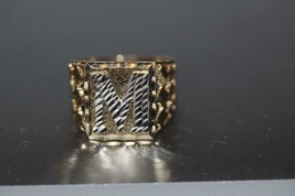 Men&#39;s 14K Two Tone Gold Diamond Pattern Initial Letter M Ring Size 8 - £257.76 GBP