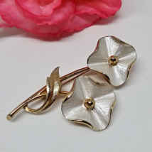 Vintage Pastelli Silver Gold Tone Elegant Flow Brooch Pin - £12.75 GBP