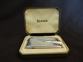 Old Vtg Ronson Varaflame Silver Tone Cigarette Lighter In Original Case - £71.69 GBP