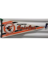 Vintage Baltimore Orioles Full Size 12&quot; x 30&quot; Felt Pennant Ships ROLLED - €21,55 EUR