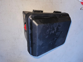 24JJ41 WEEDEATER 140CC MOWER PARTS: AIR CLEANER ASSEMBLY, GOOD CONDITION - $13.05