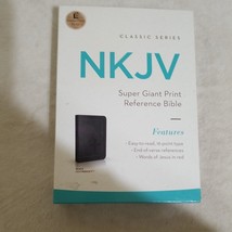 ⭐NKJV HOLY BIBLE Giant Print Reference Black Hardcover very clean - £34.24 GBP
