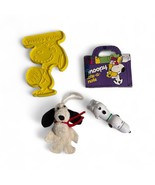 VTG PEANUTS SNOOPY Felt Christmas Ornament, Marker, Pen &amp; Cookie Cutter ... - $17.86 CAD